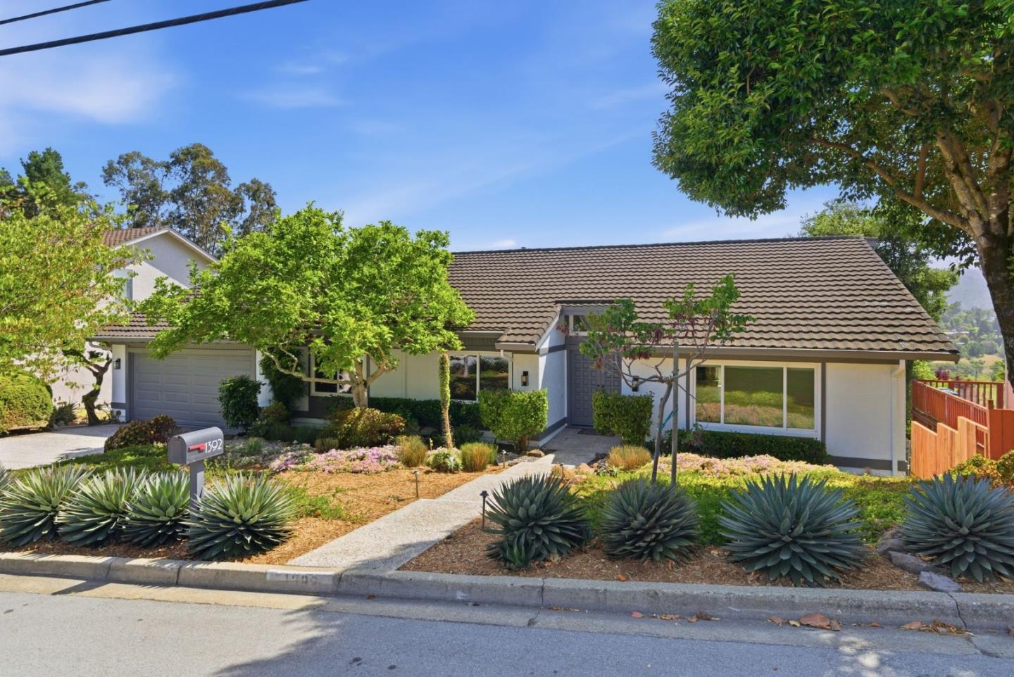 1392 Bel Aire Road