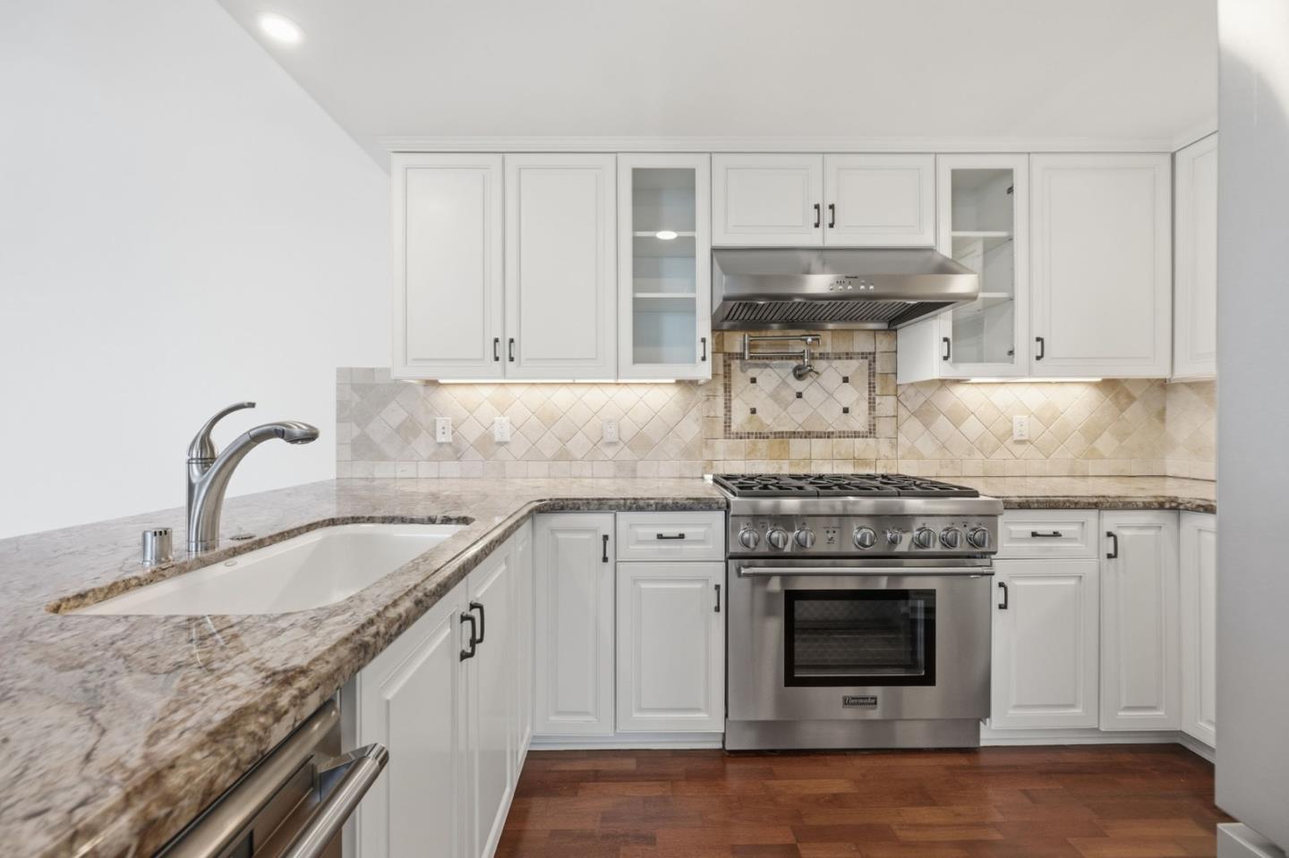 1226 El Camino Real 403