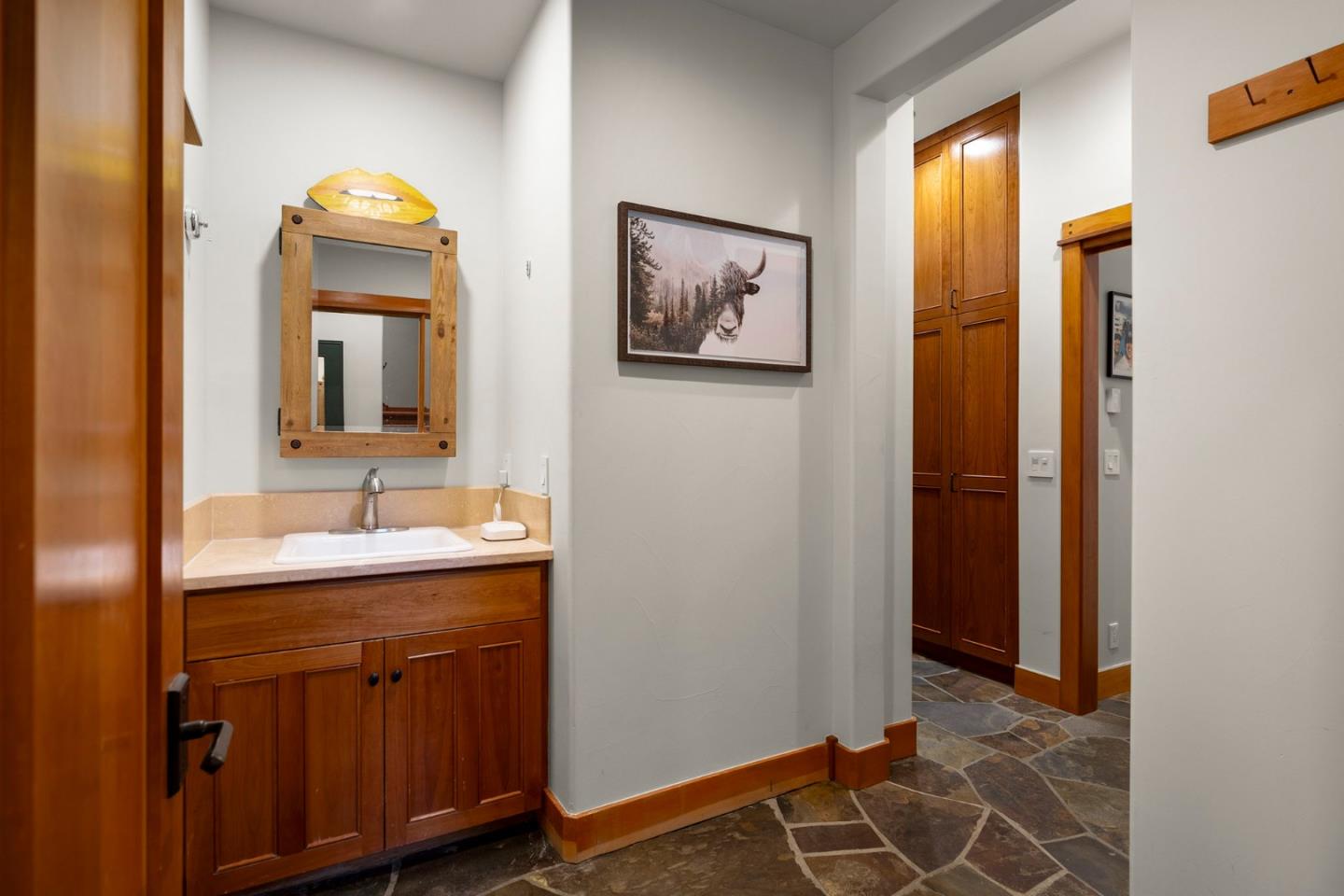 107 Shoshone Court