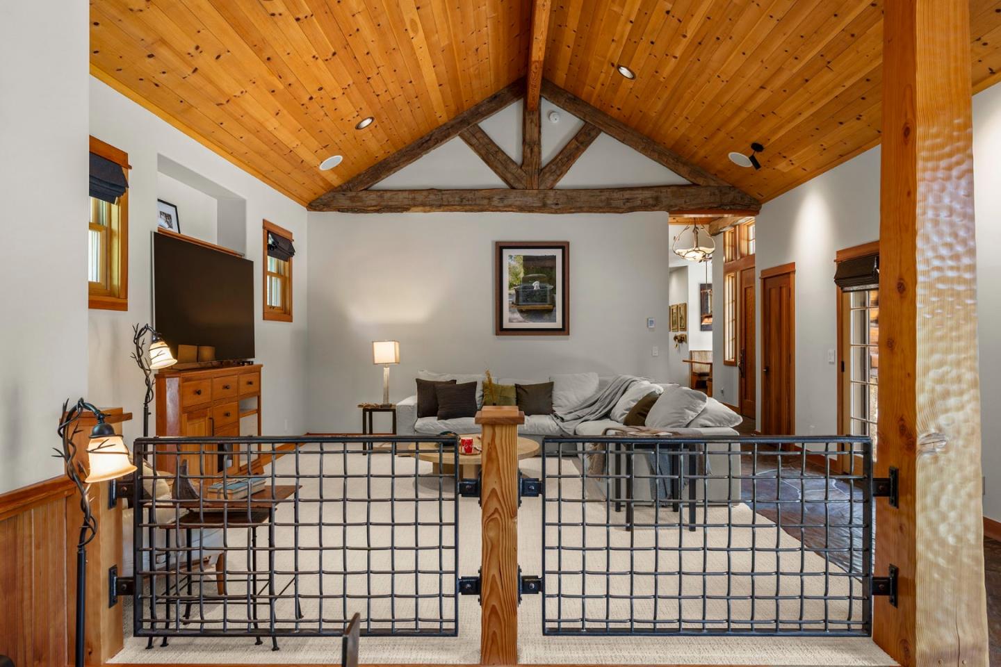 107 Shoshone Court