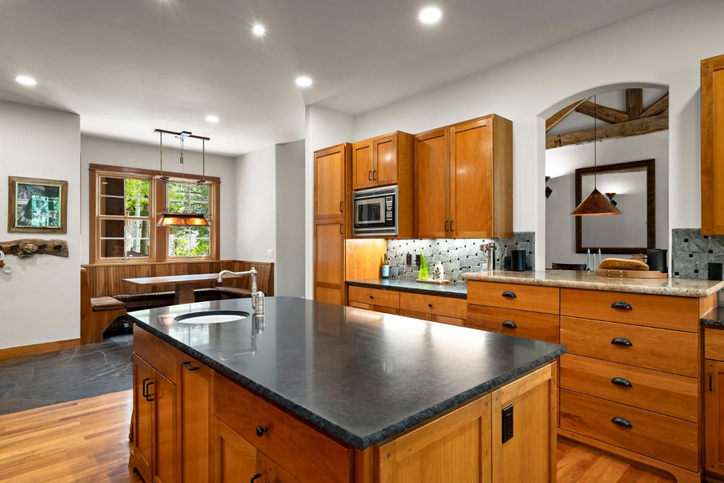 107 Shoshone Court