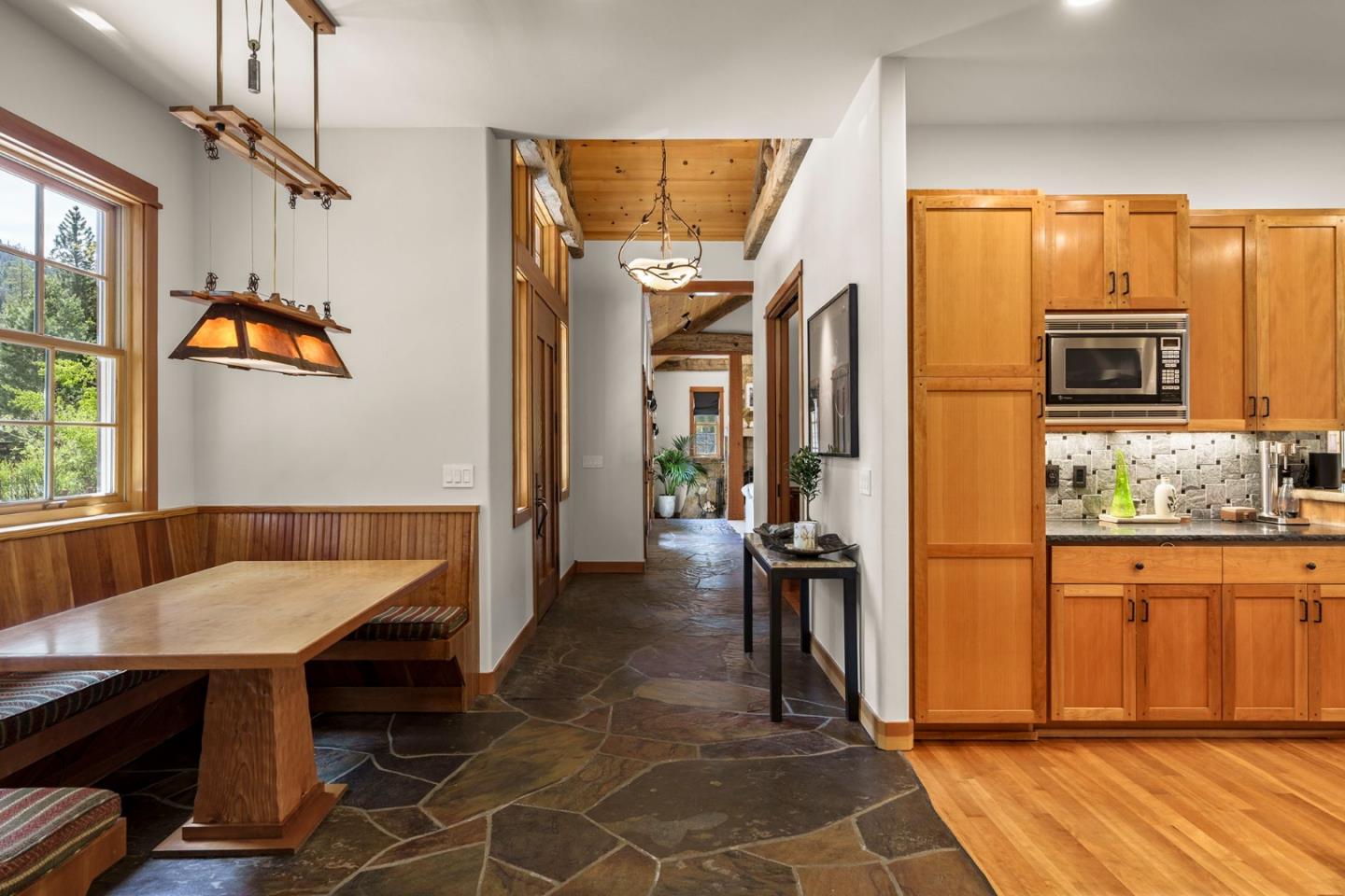 107 Shoshone Court
