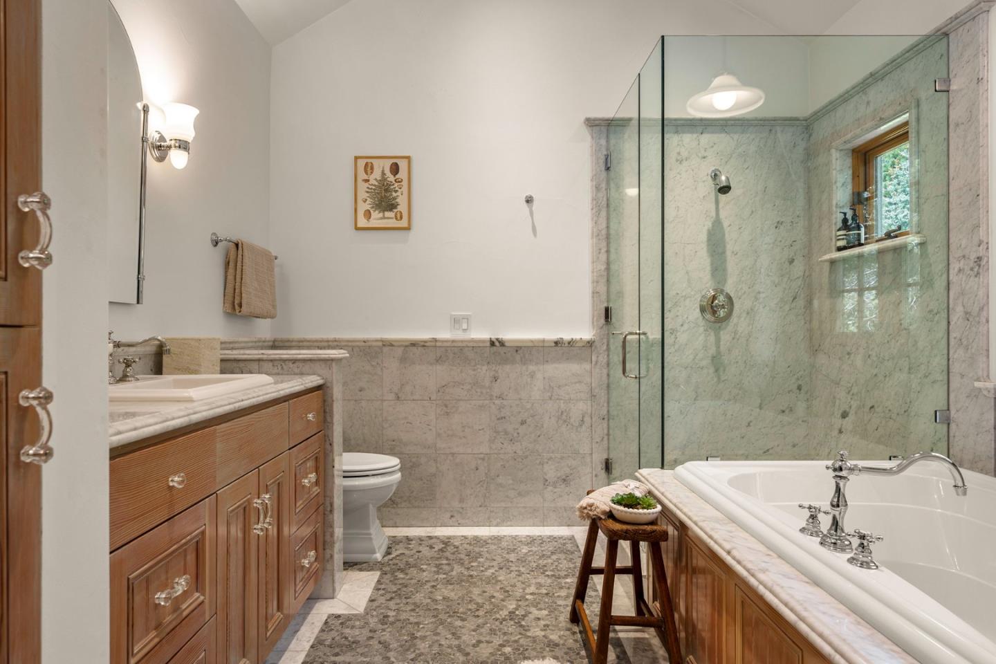 107 Shoshone Court