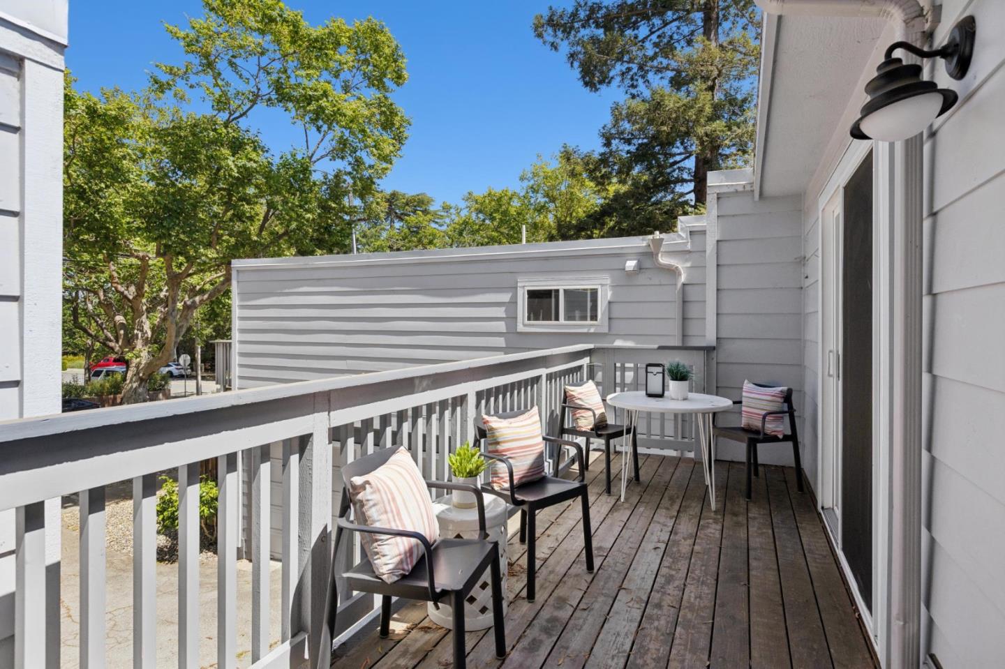 605 Highland Avenue 7