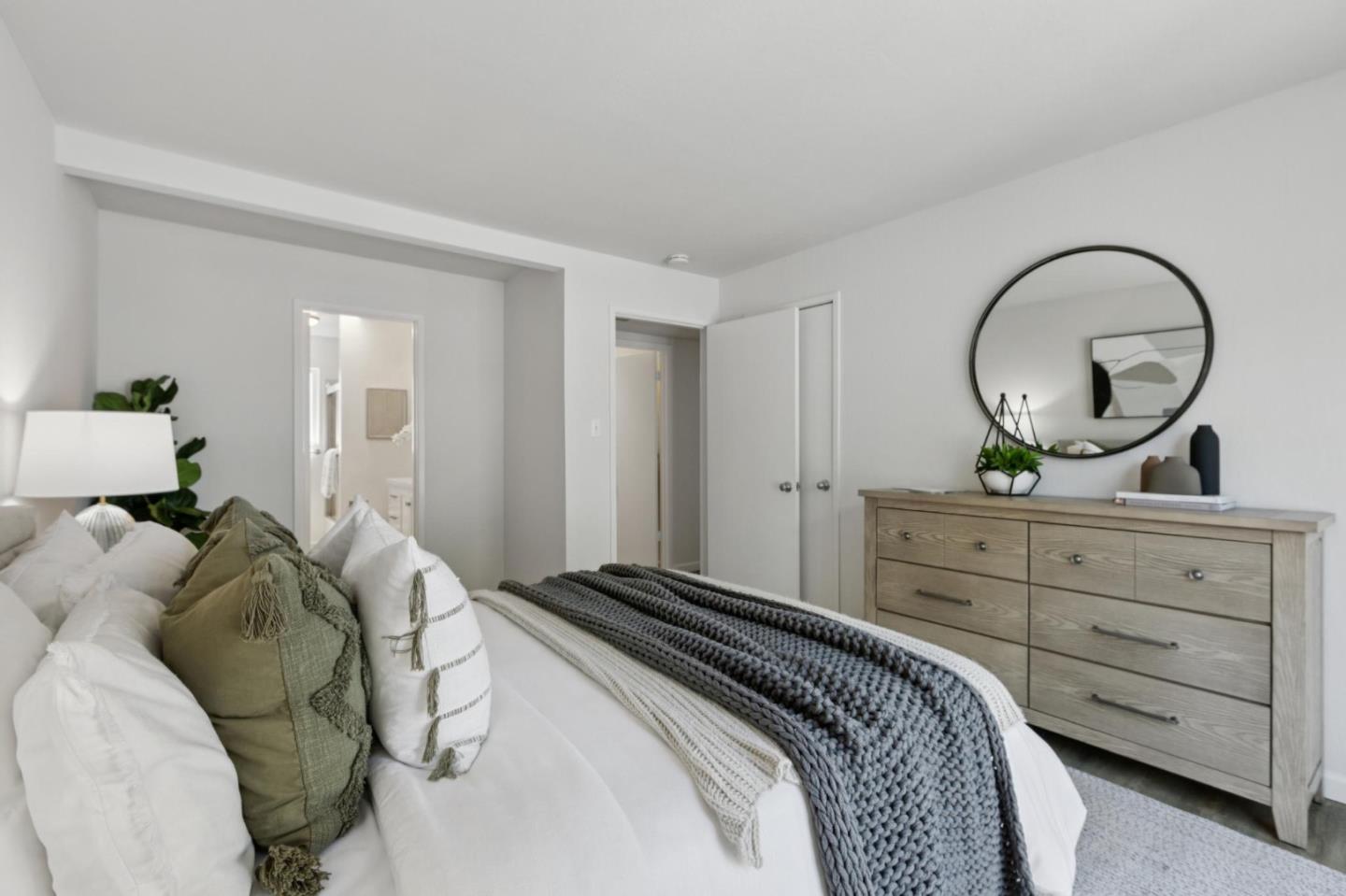 605 Highland Avenue 7
