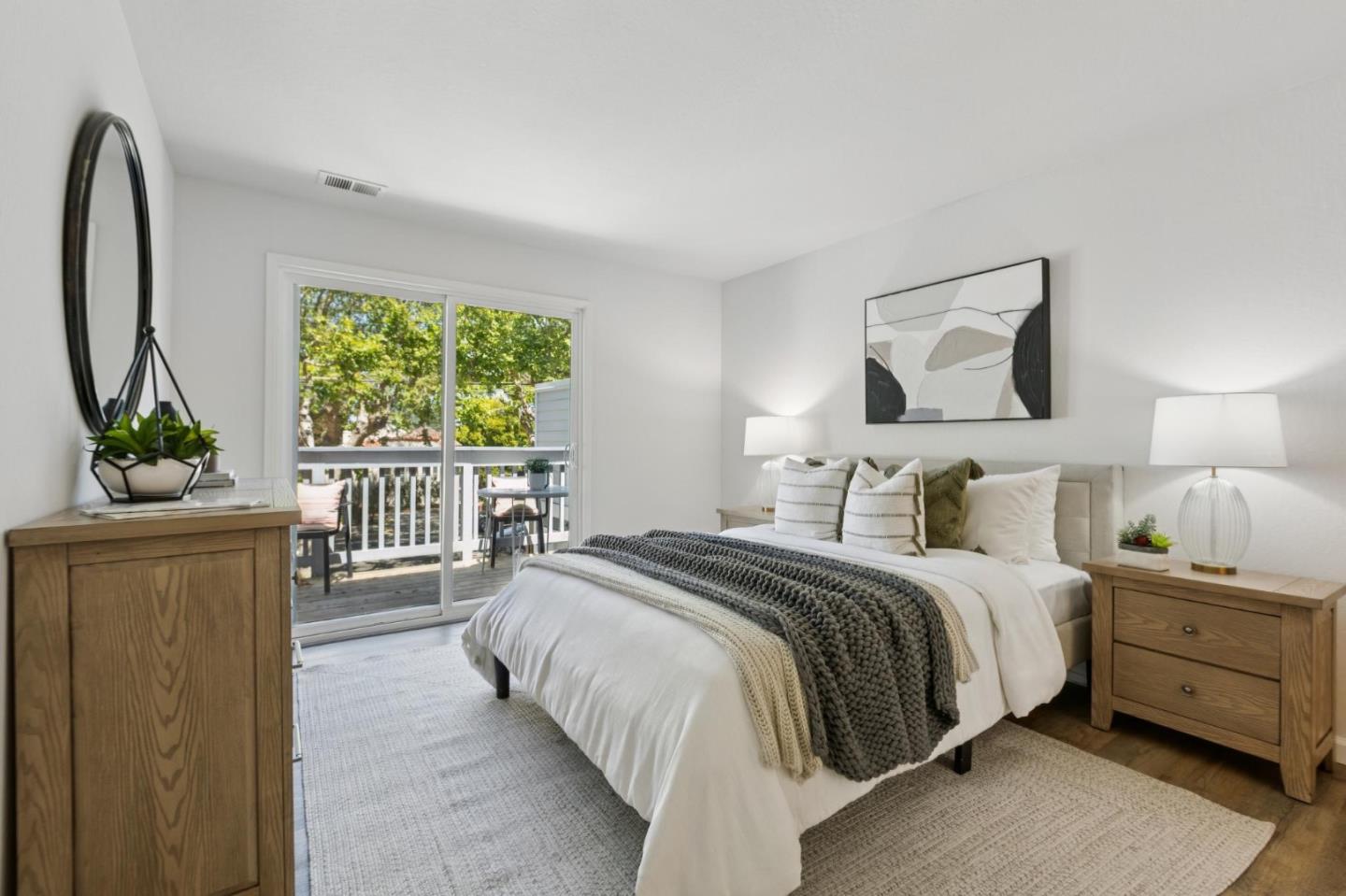 605 Highland Avenue 7