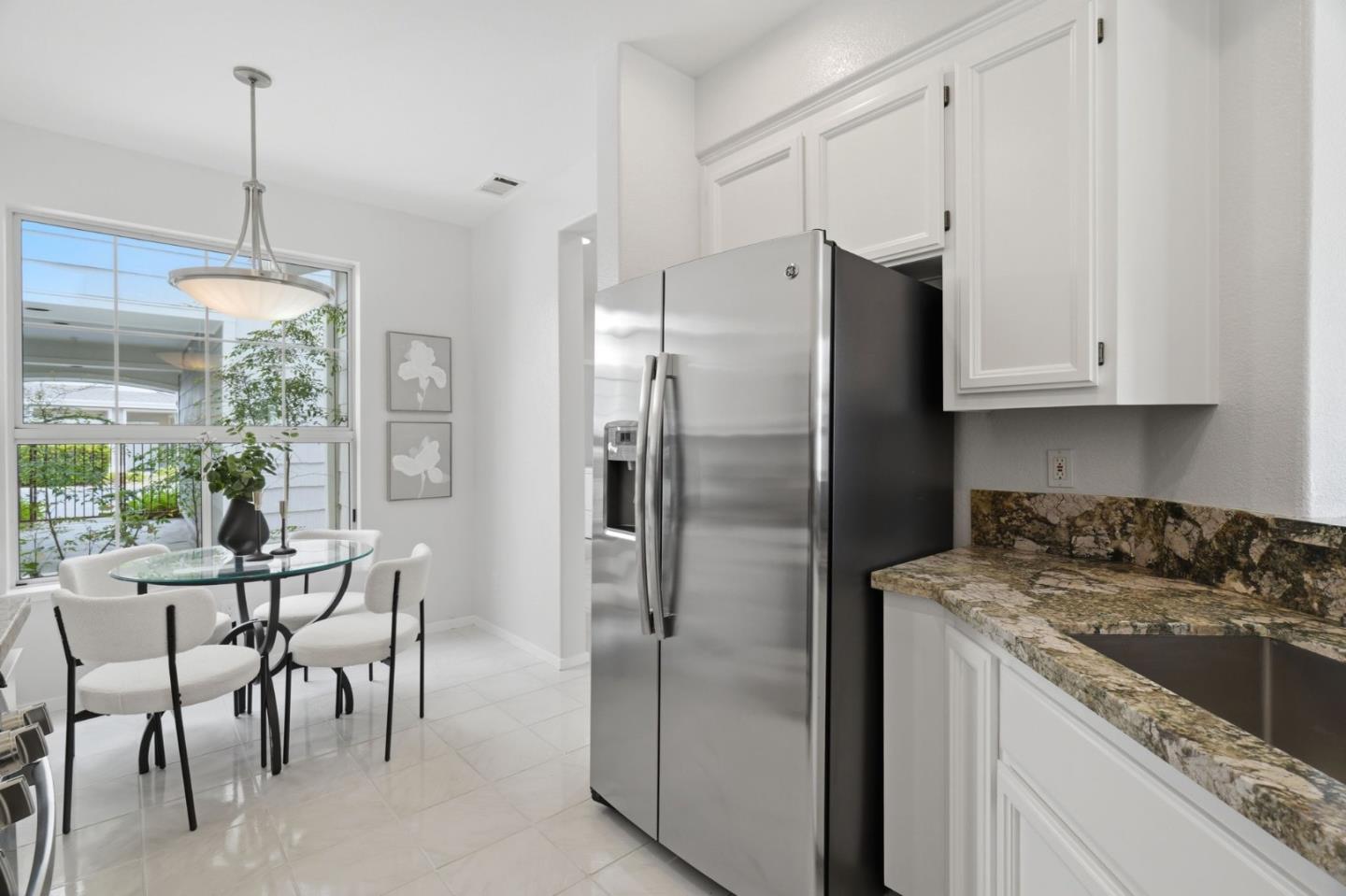 575 Shoal Circle