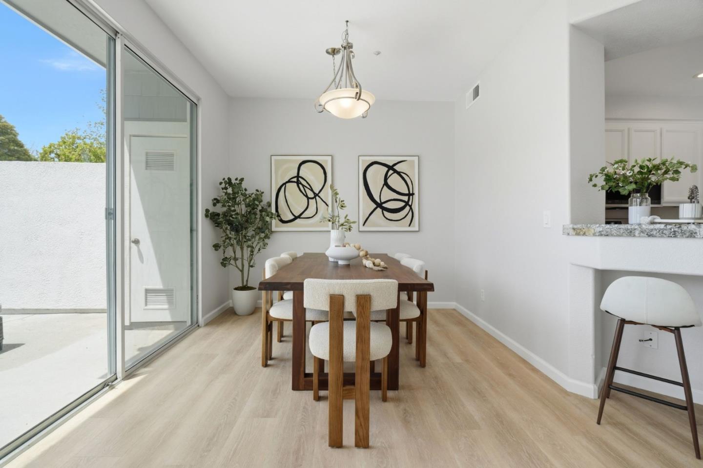 575 Shoal Circle