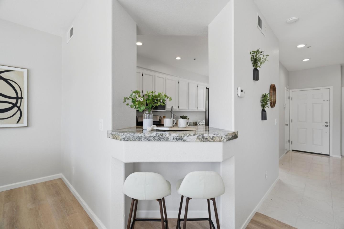 575 Shoal Circle