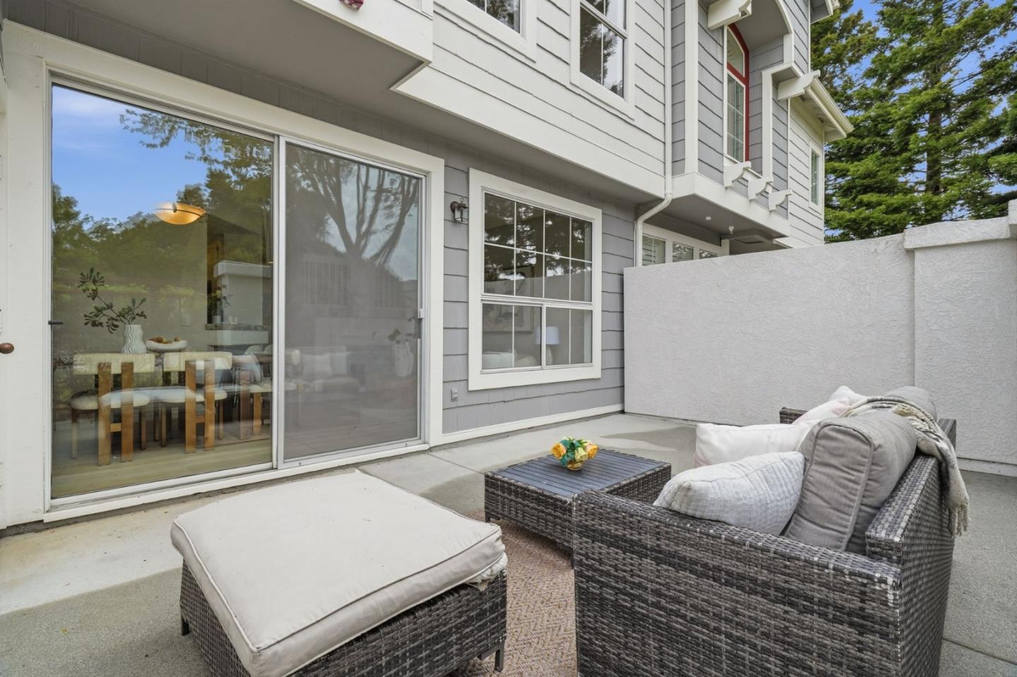 575 Shoal Circle