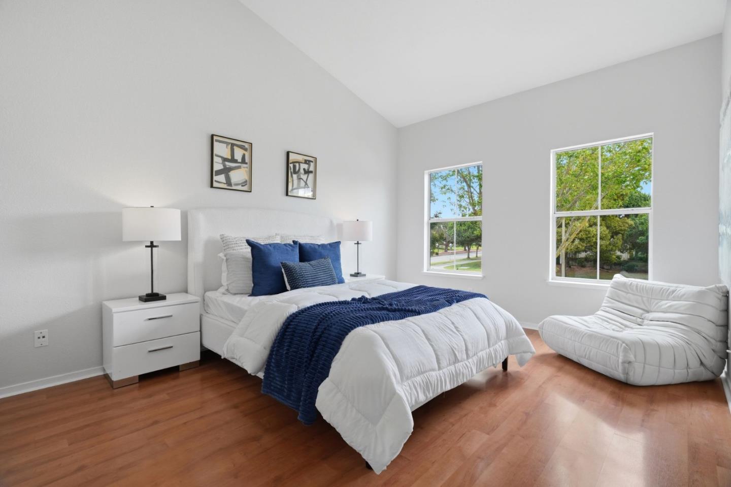 575 Shoal Circle