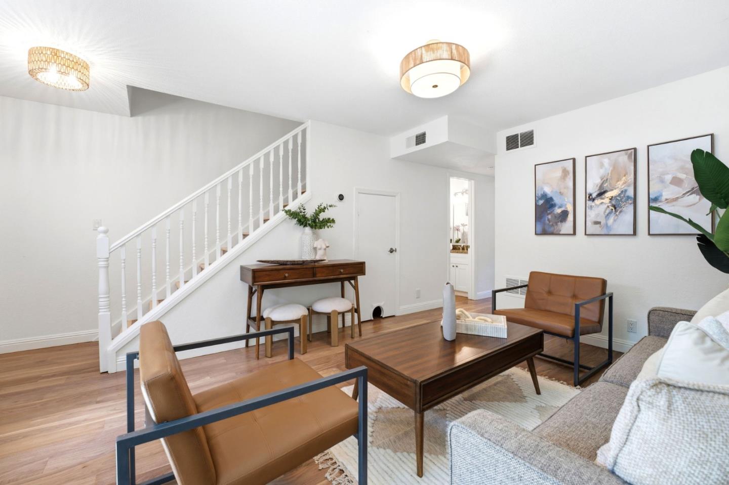 1145 Oddstad Boulevard