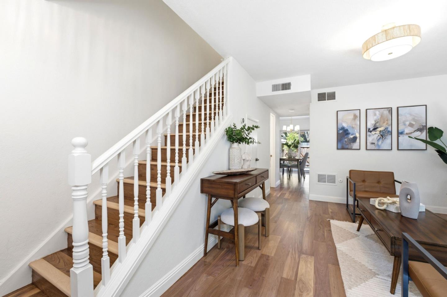 1145 Oddstad Boulevard