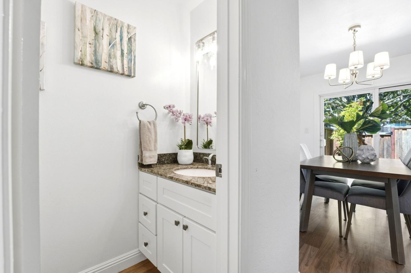 1145 Oddstad Boulevard
