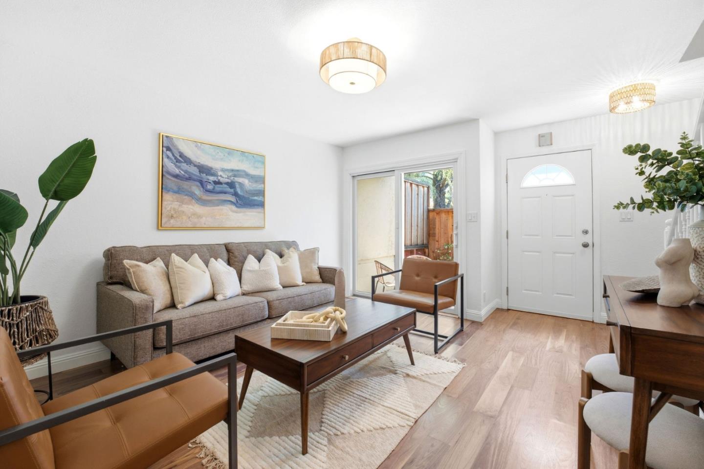 1145 Oddstad Boulevard