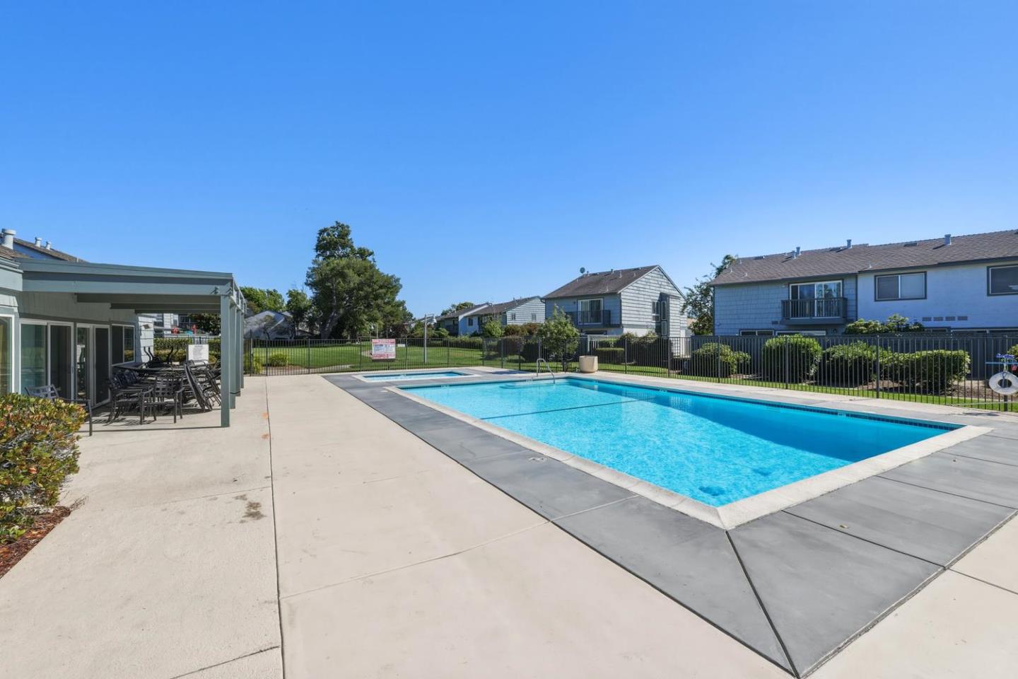 953 Diaz Lane