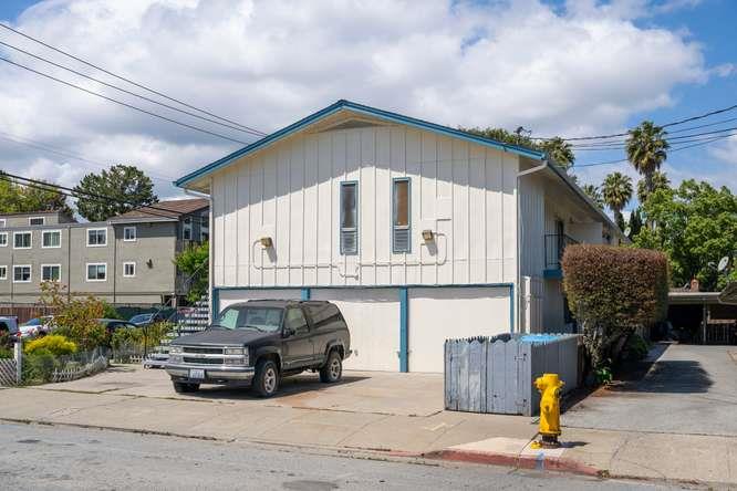 479 East O'Keefe Street