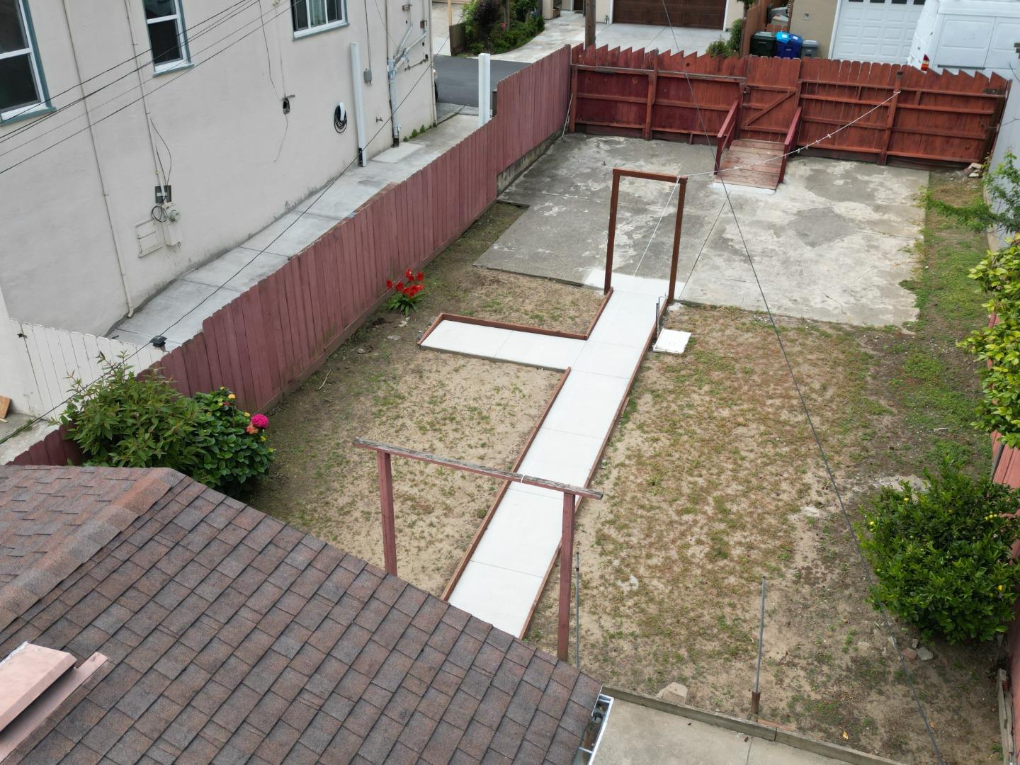 823 Linden Avenue