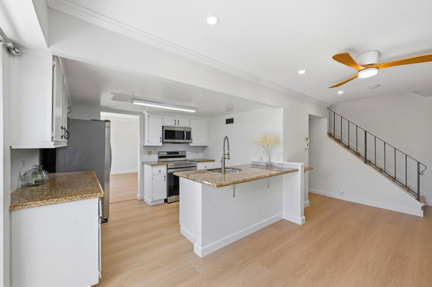 1214 Admiralty Lane