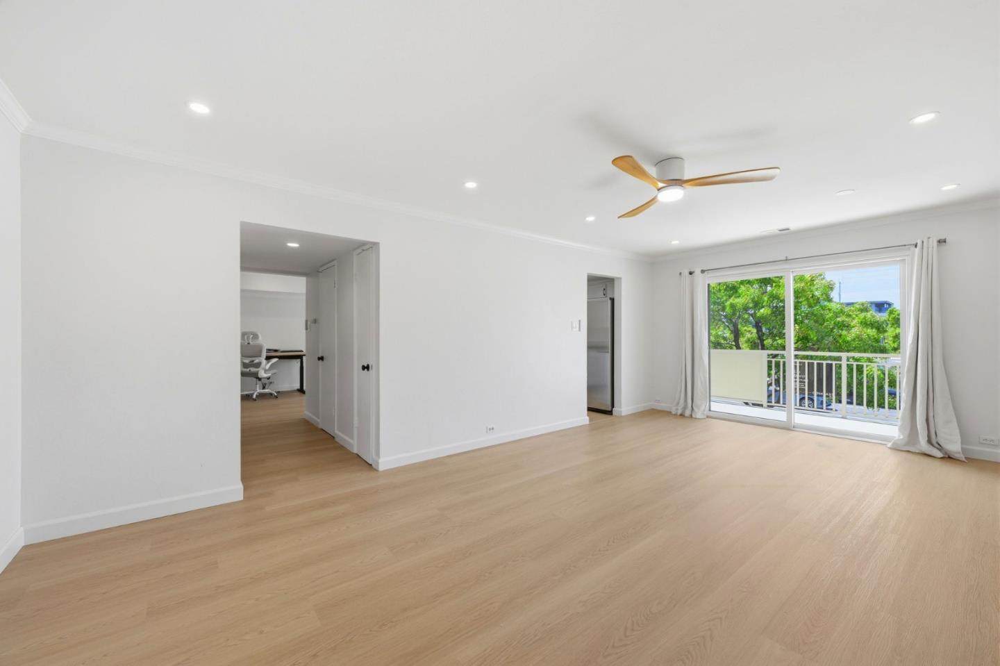 1214 Admiralty Lane