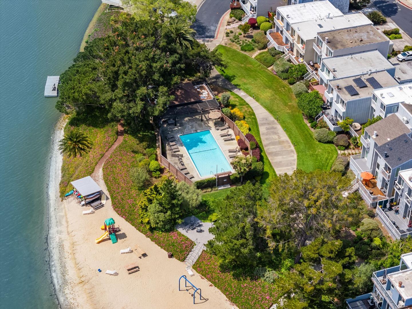 651 Port Drive 208