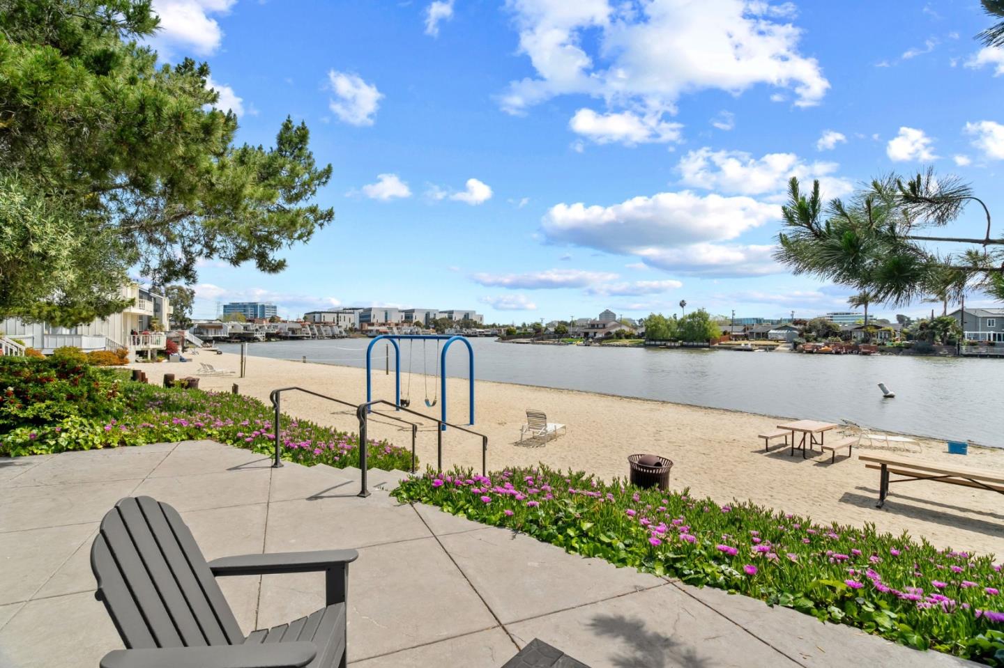 651 Port Drive 208