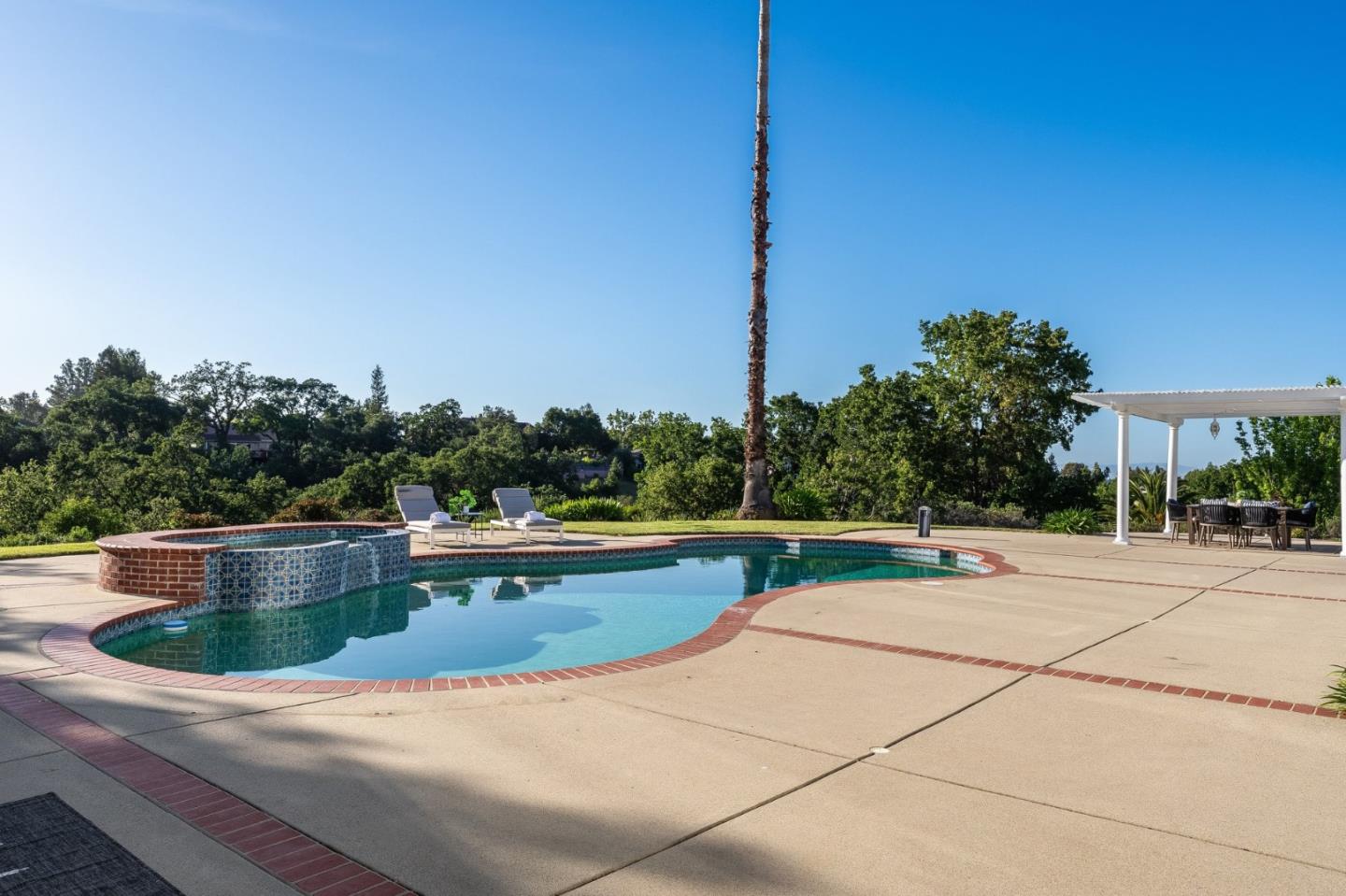 15015 Gypsy Hill Road
