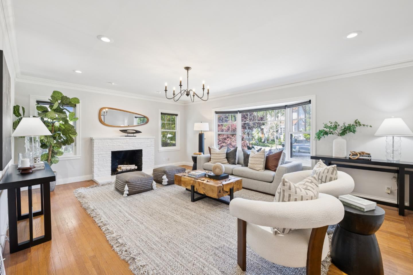 2119 Roosevelt Avenue