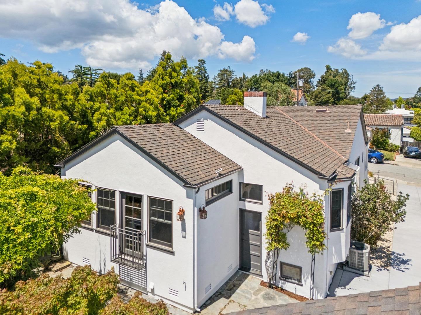 2119 Roosevelt Avenue