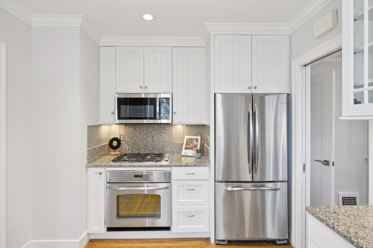 2119 Roosevelt Avenue