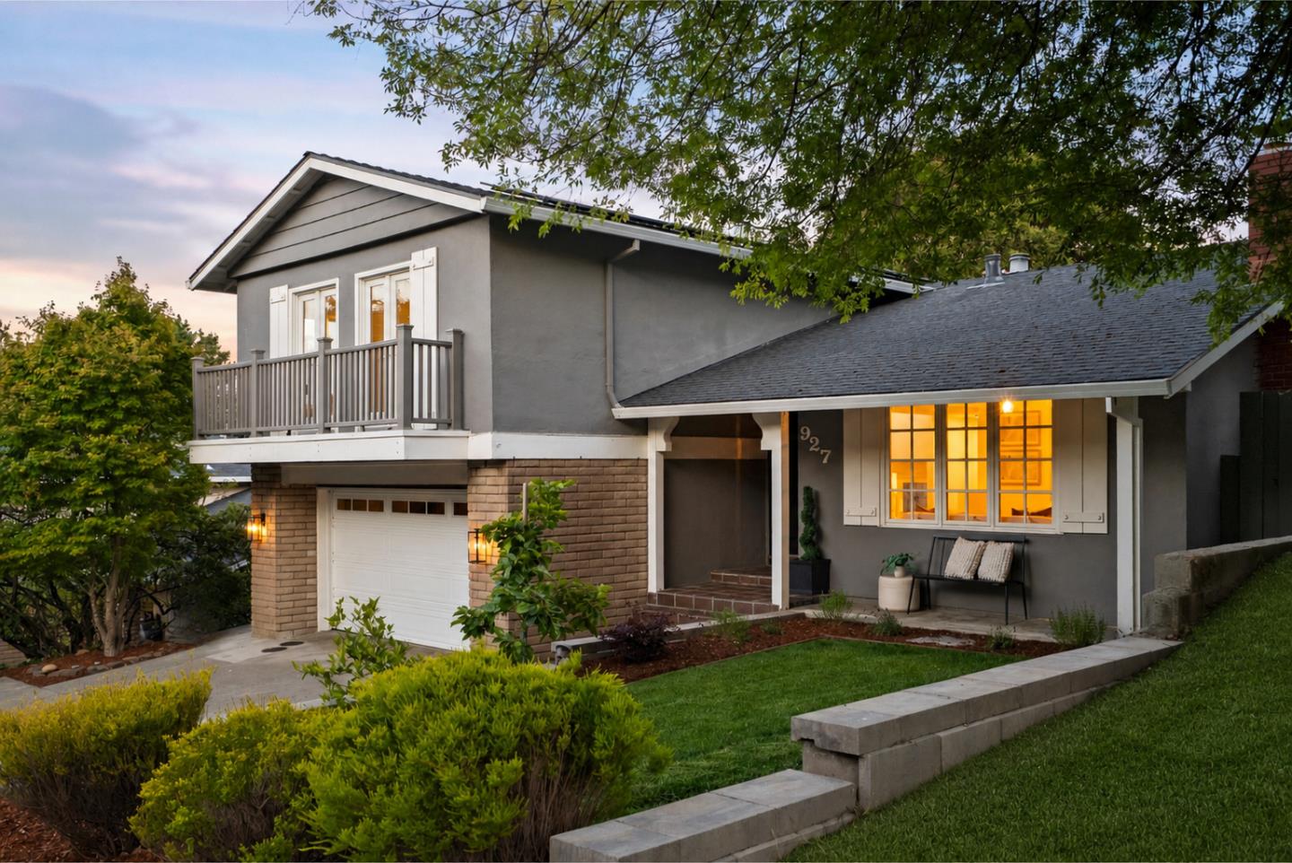 927 Clearfield Drive