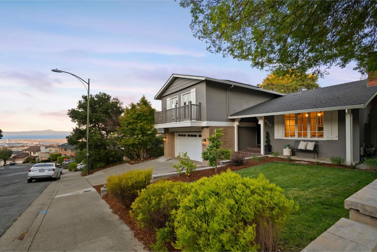 927 Clearfield Drive