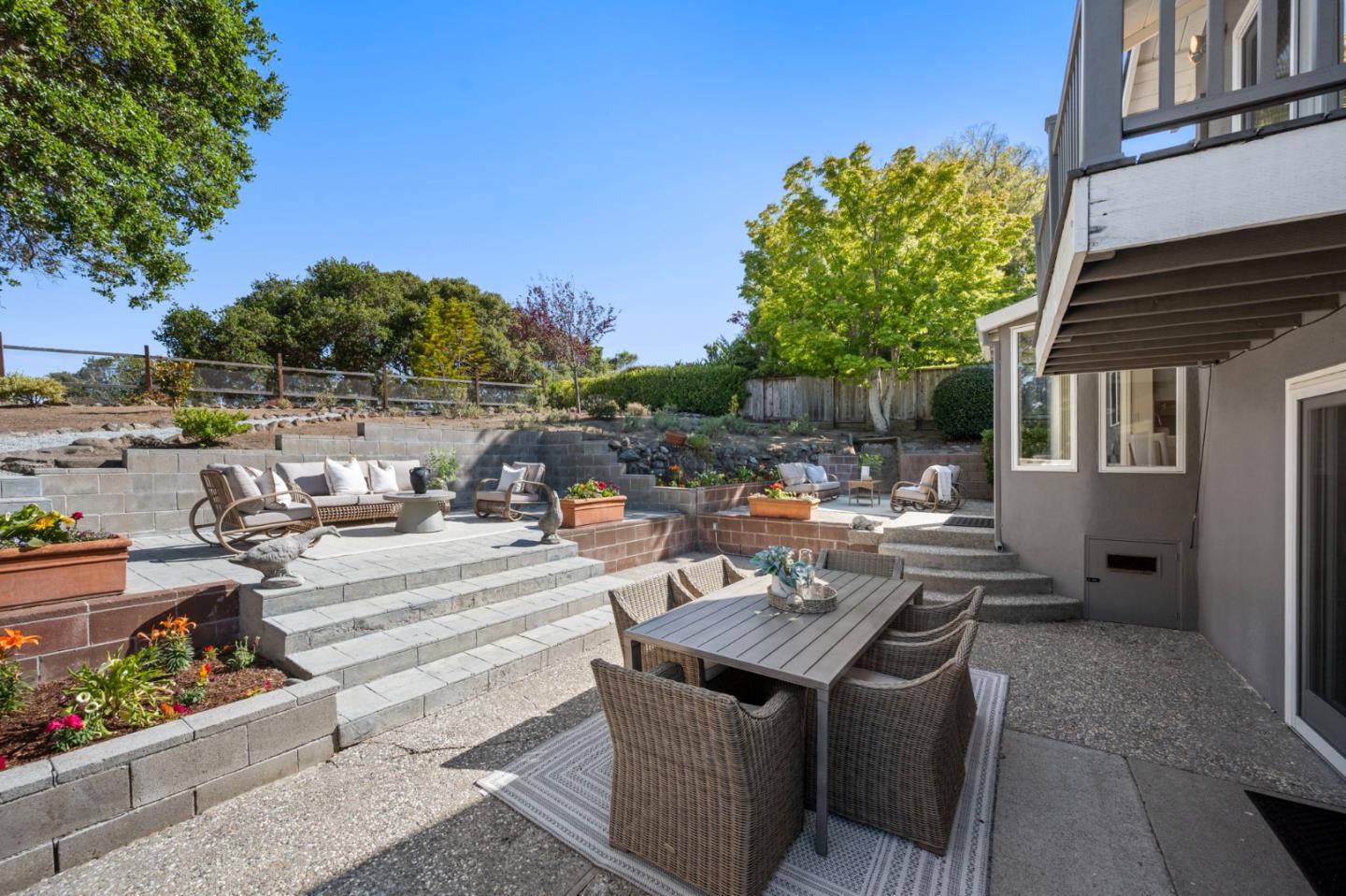 927 Clearfield Drive