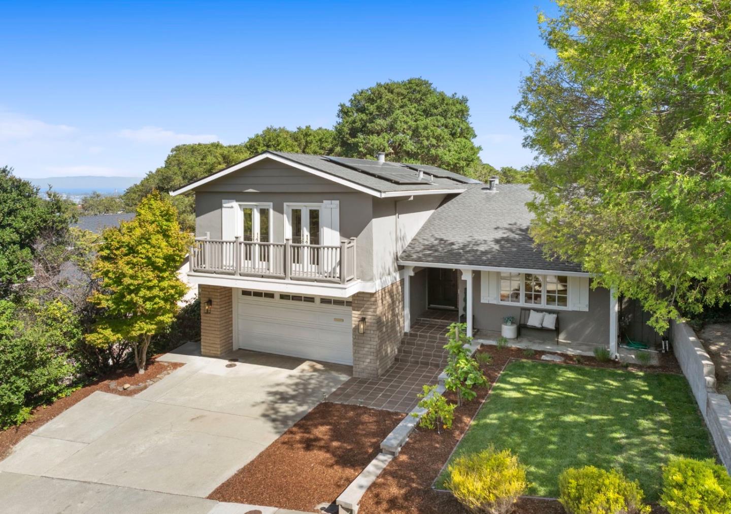 927 Clearfield Drive