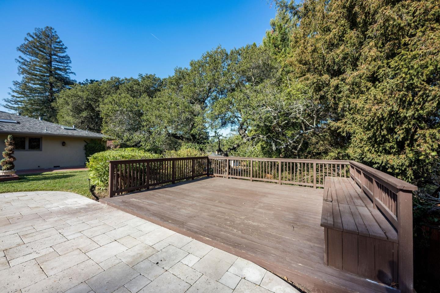 30 Knightwood Lane