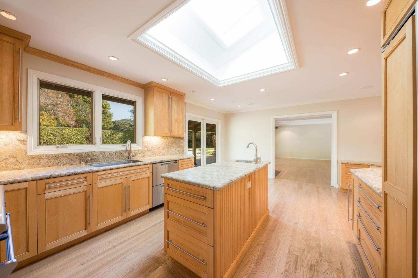 30 Knightwood Lane