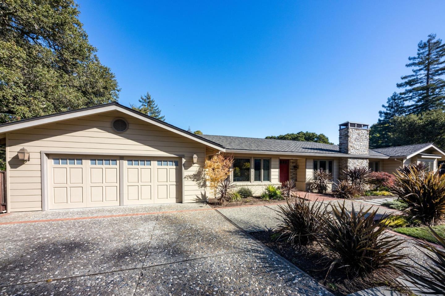 30 Knightwood Lane