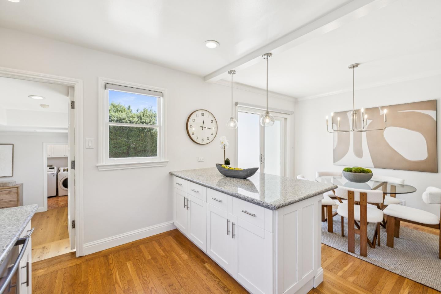 905 Rose Court