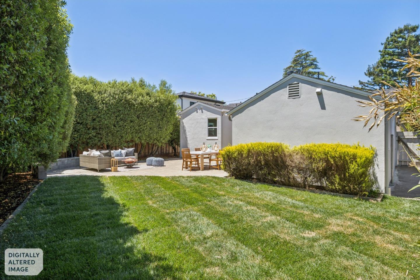905 Rose Court