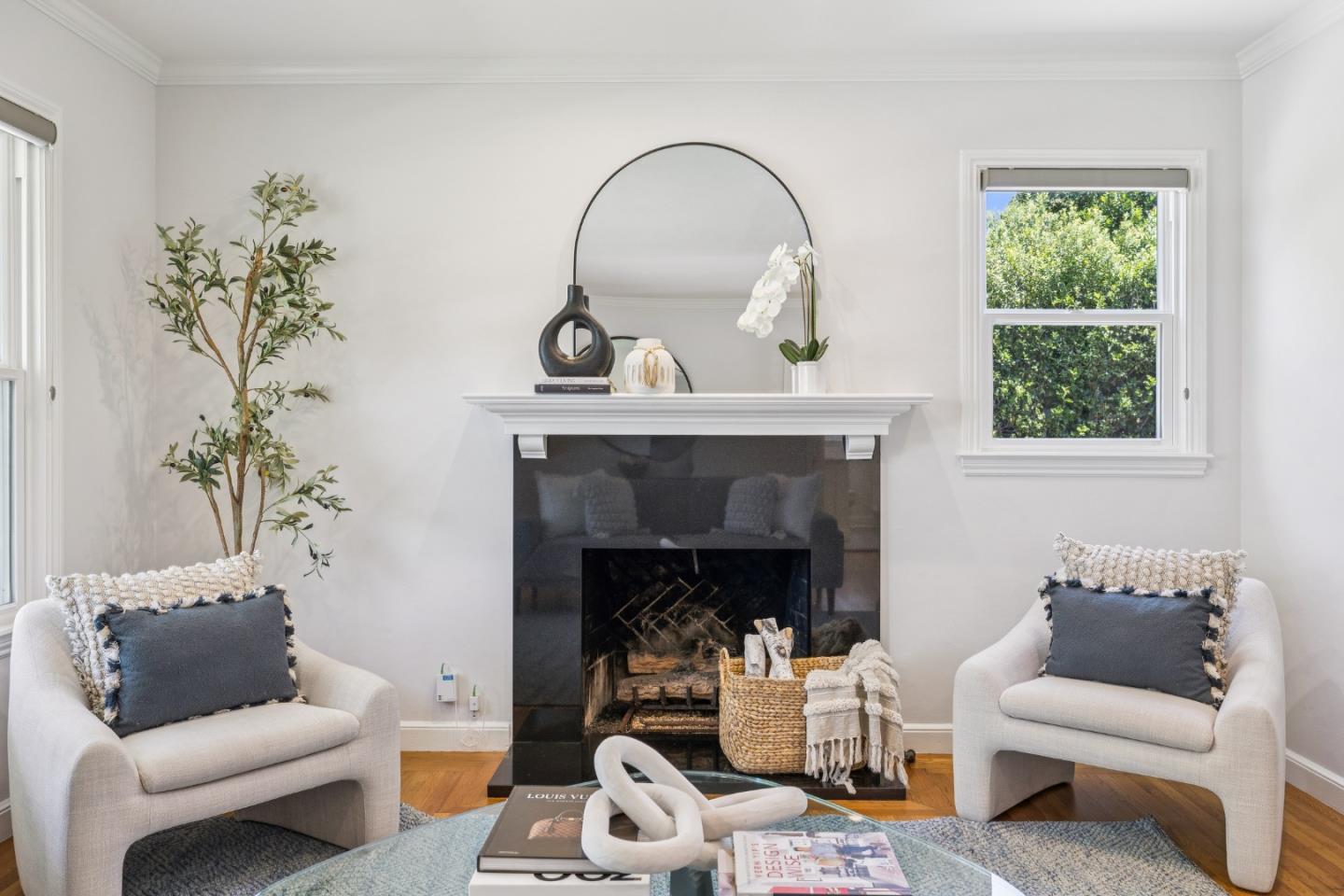 905 Rose Court
