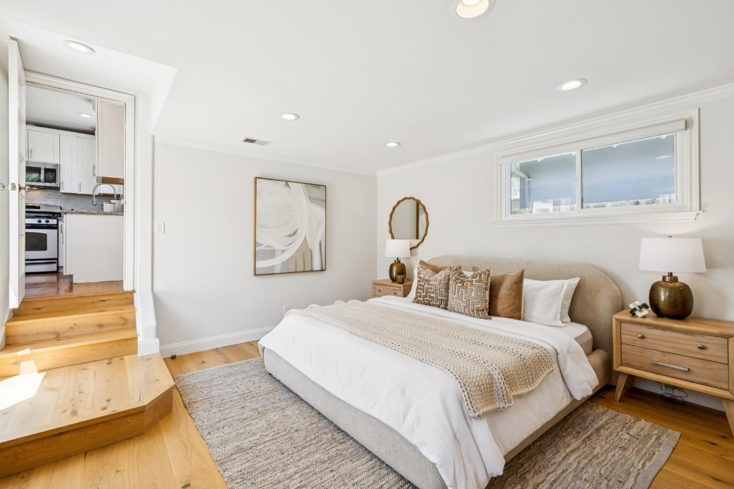 905 Rose Court