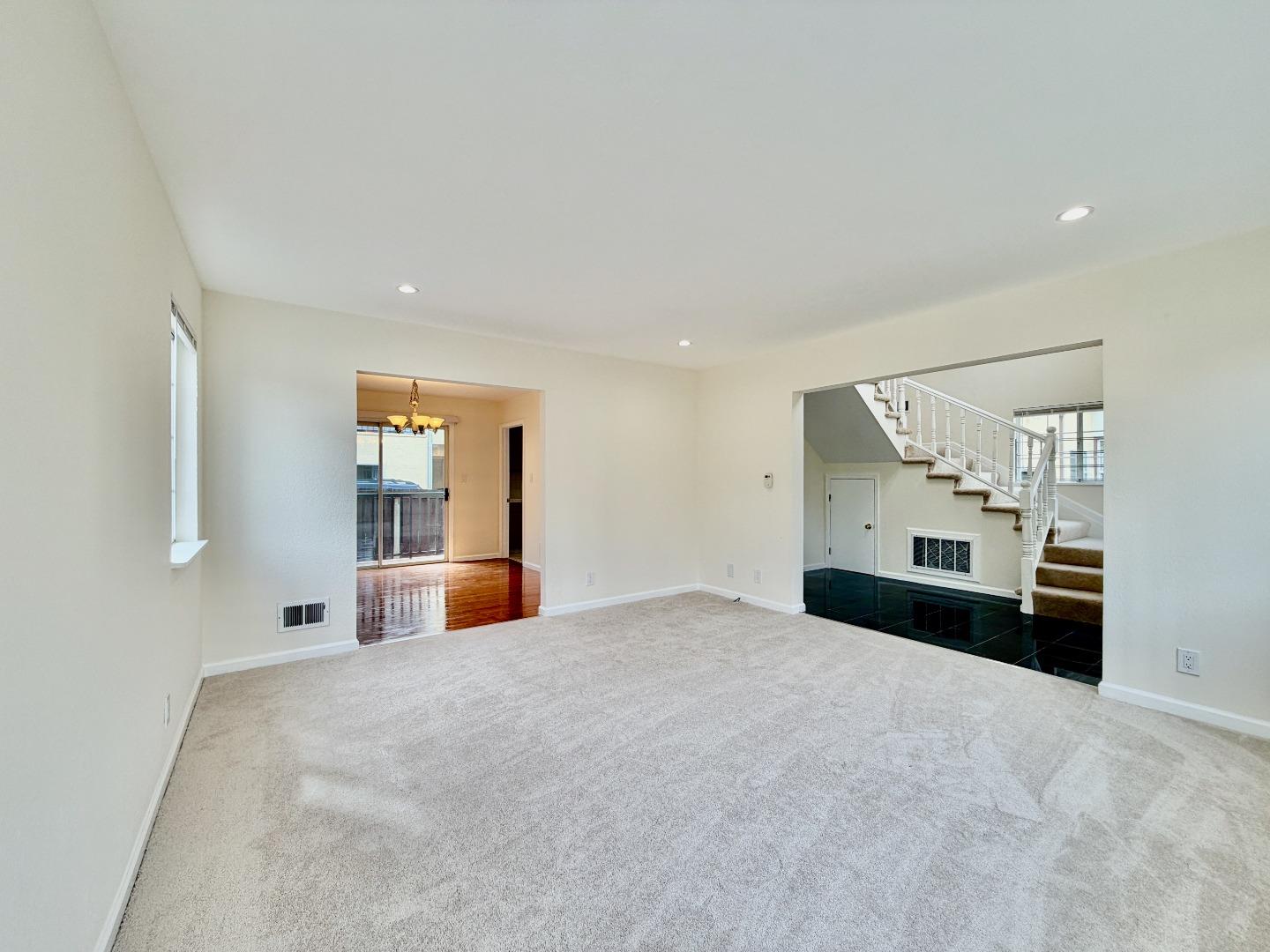 712 Prospect Row
