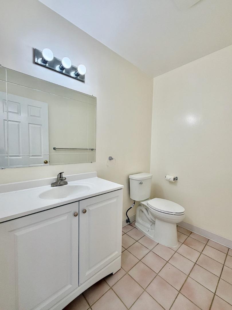 712 Prospect Row