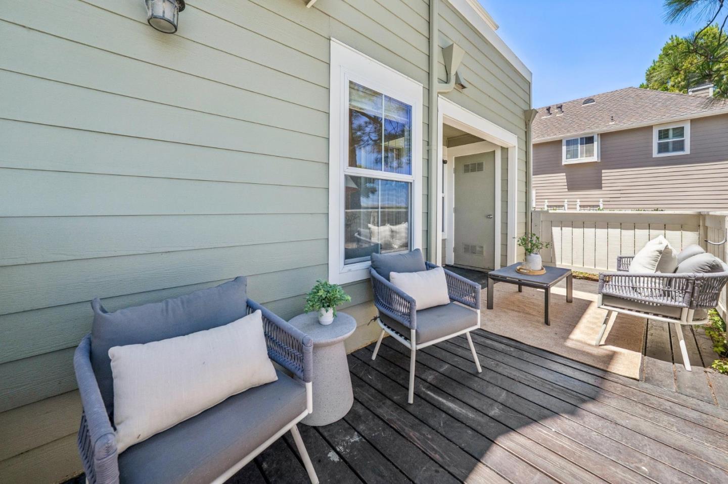 1051 Helm Lane