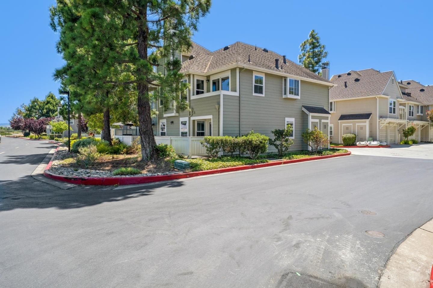 1051 Helm Lane