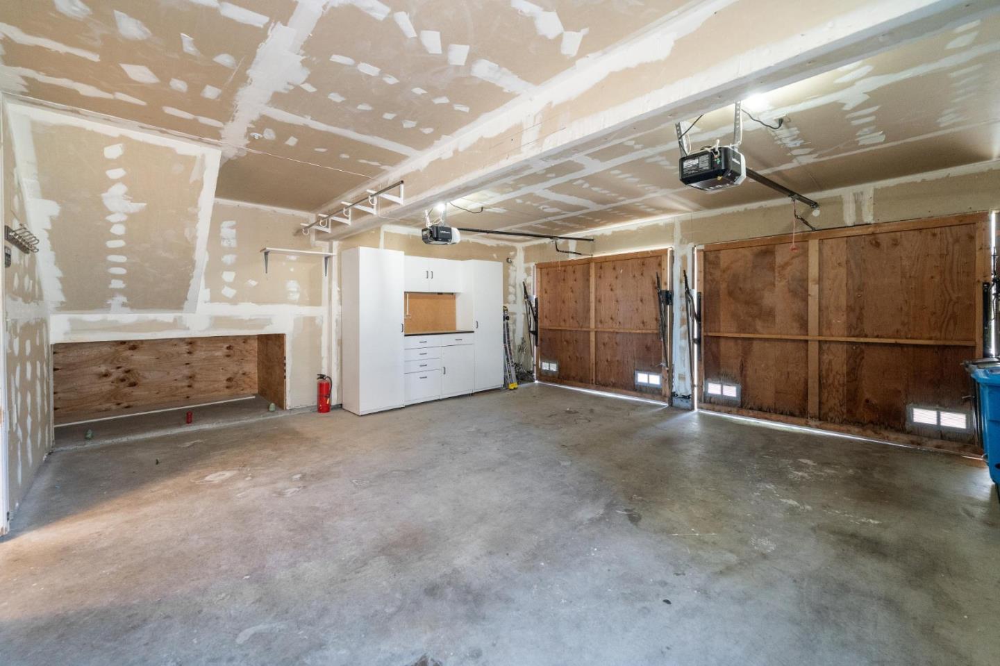 1051 Helm Lane