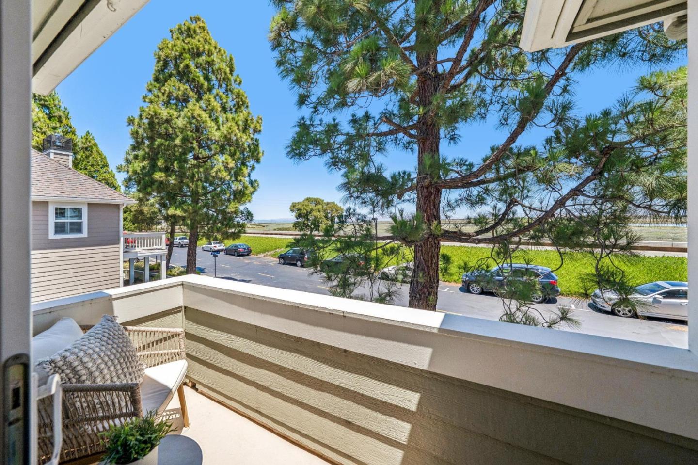 1051 Helm Lane