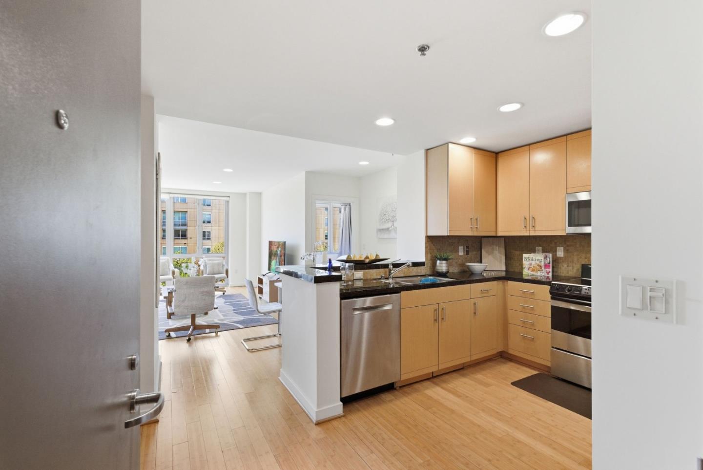 255 Berry Street 320