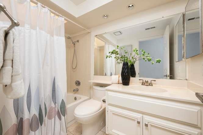 326 Commander Lane