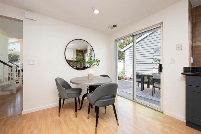 326 Commander Lane